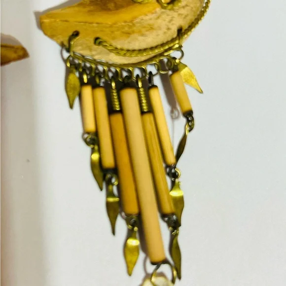 Boho Vintage Coconut Shell Crescent Moon Earrings - Picture 2 of 7